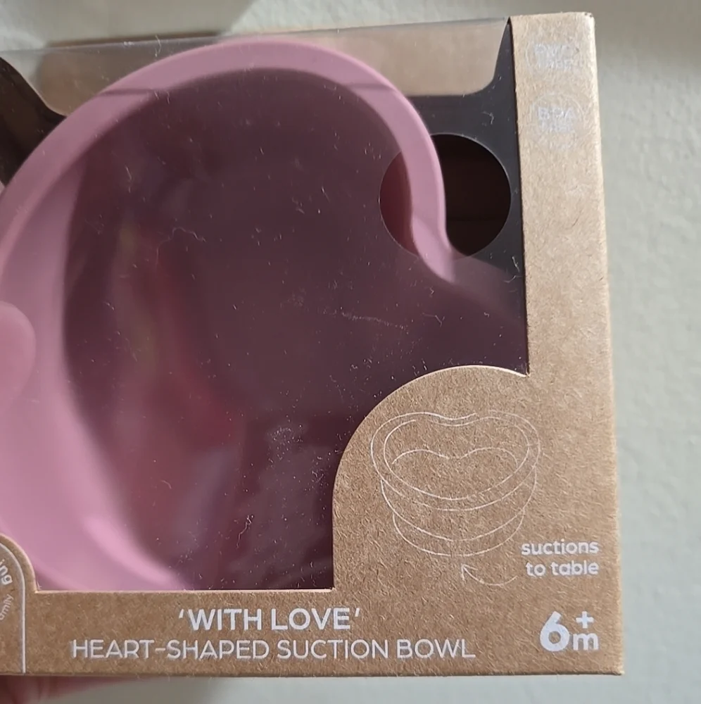 NIB Dreambaby With Love Heart Shaped Suction Bowl Pink 100% Food-Grade Silicone - Picture 2 of 4